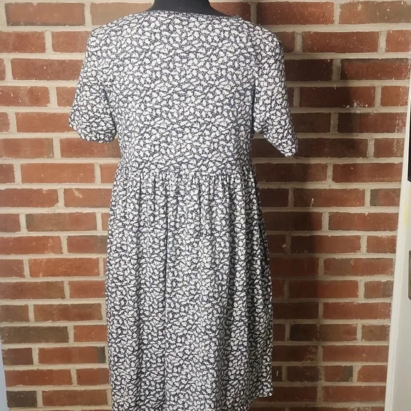 Vintage Liz Claiborne Babydoll Dress, Size Small - Picture 7 of 7